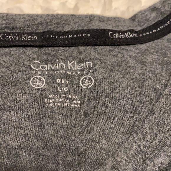 Calvin Klein workout tank - Picture 5 of 5